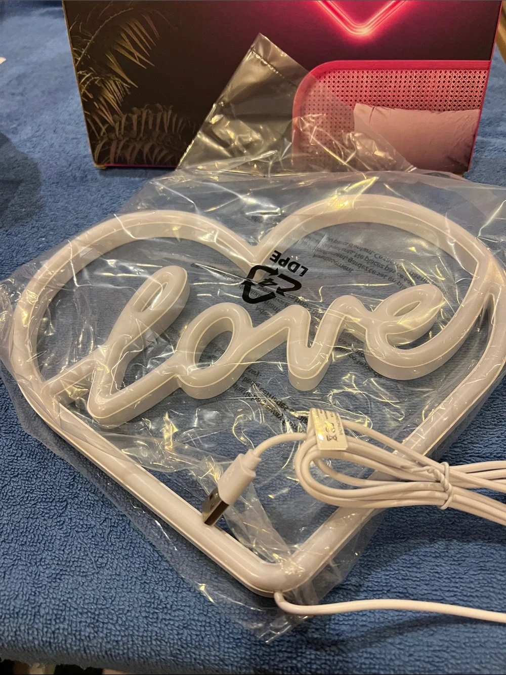 Pink 'Love' Heart Neon Wall Sign